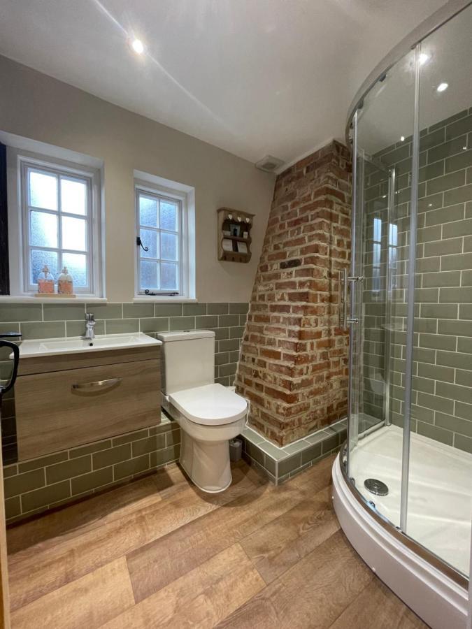 Historic Cambridgeshire Cottage Godmanchester Exterior photo